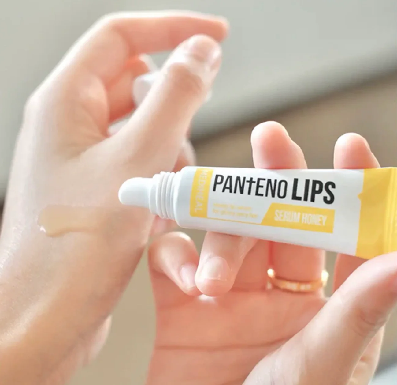 MEDIHEAL Pantenolips Serum Honey 10mL - Image 2