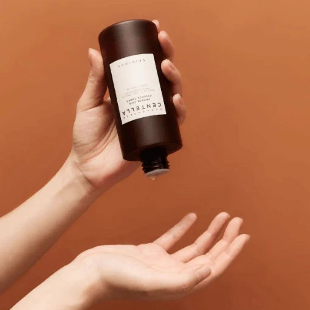 SKIN1004 Madagascar Centella Probio-Cica Essence Toner - Image 3