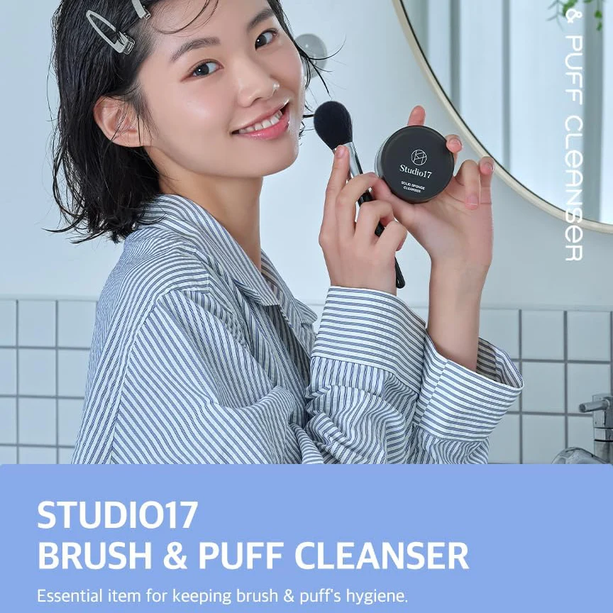 STUDIO 17 Brush & Puff Cleanser - Image 3